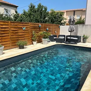 Superbe Studio Neuf Avec Piscine Appartement